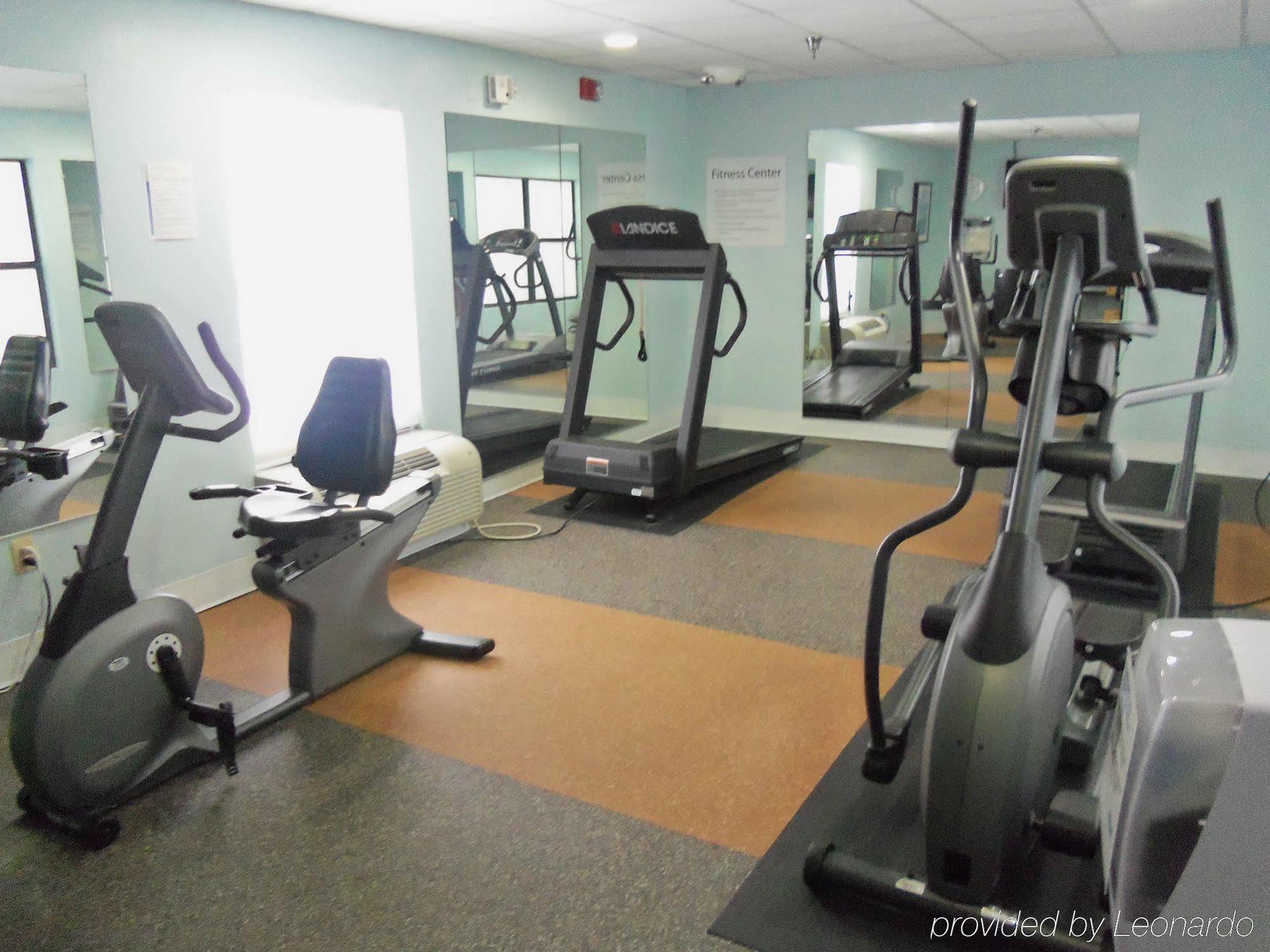 Holiday Inn Express Hotel & Suites Sanford By Ihg Экстерьер фото